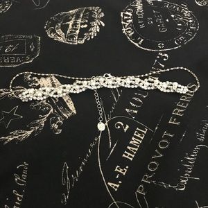 Gorgeous Faux Pearl necklace